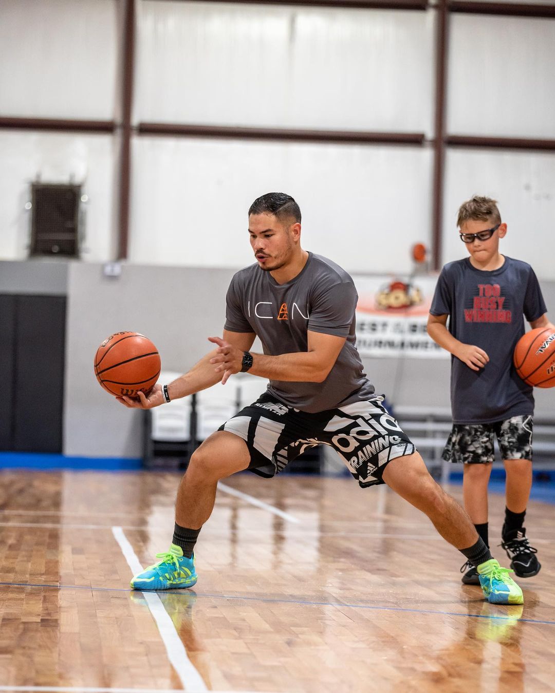 188122794 981174596019992 5015282935180766198 n - the game Basketball trainer Kyle Travis