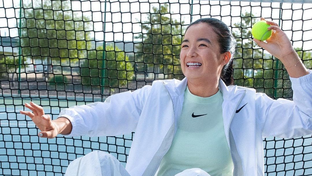 Alex Eala wearing Nike activewear