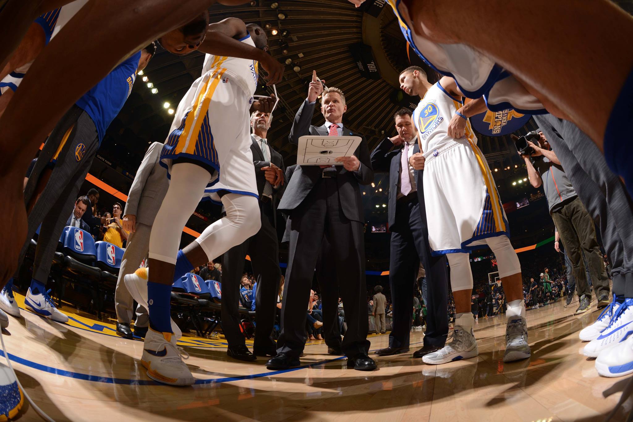 12973293_10154196241282526_4668636959433502735_o - the game The Rise of the Golden State Warriors