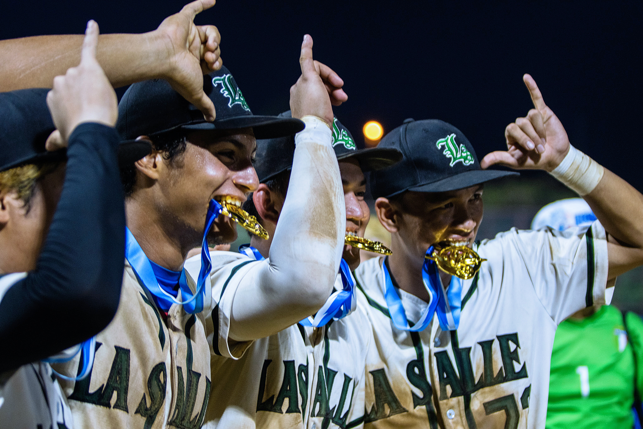 Back-to-back UAAP champions, the DLSU Green Batters (photographed by Zoila Caga, The LaSallian)