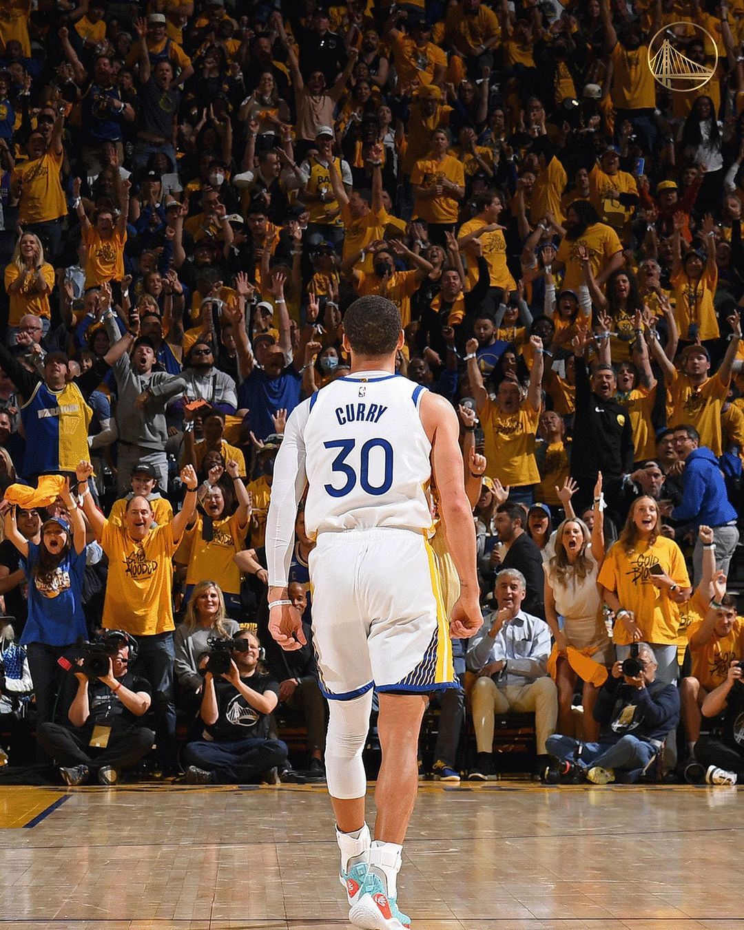 342734021_1288870362061807_7867418057097316032_n - the game Stephen Curry is one of the leading figures of the Warriors Dynasty