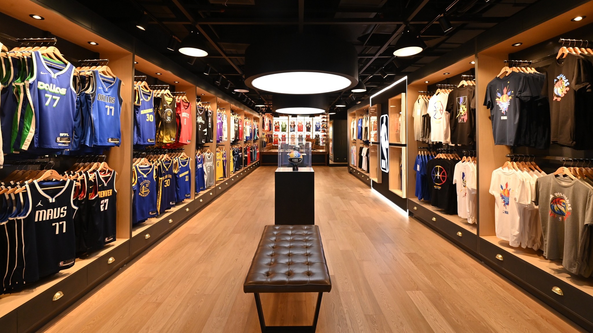 Manila's New NBA Store in SM Mall of Asia