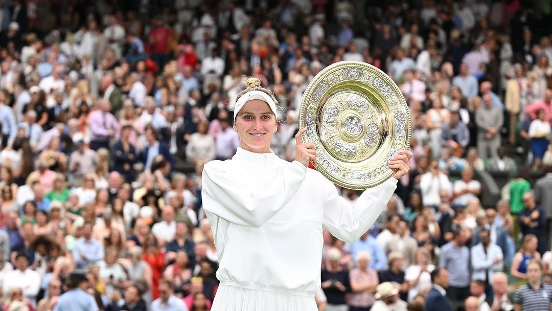 Marketa Vondrousova wins Wimbledon 2023
