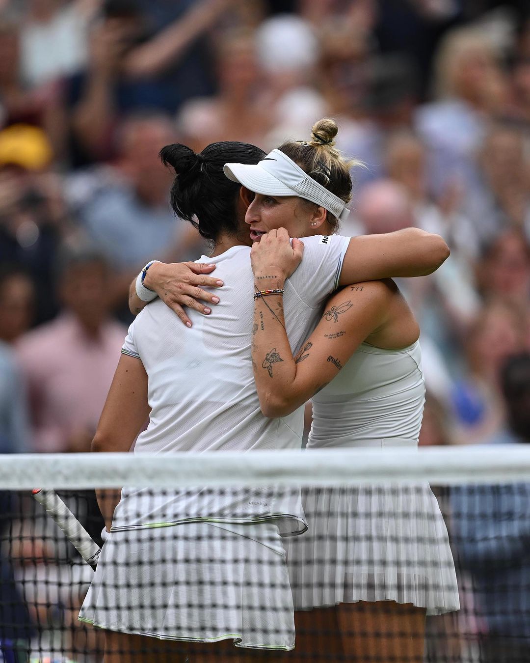 Marketa Vondrousova beats Ons Jabeur to win Wimbledon 2023
