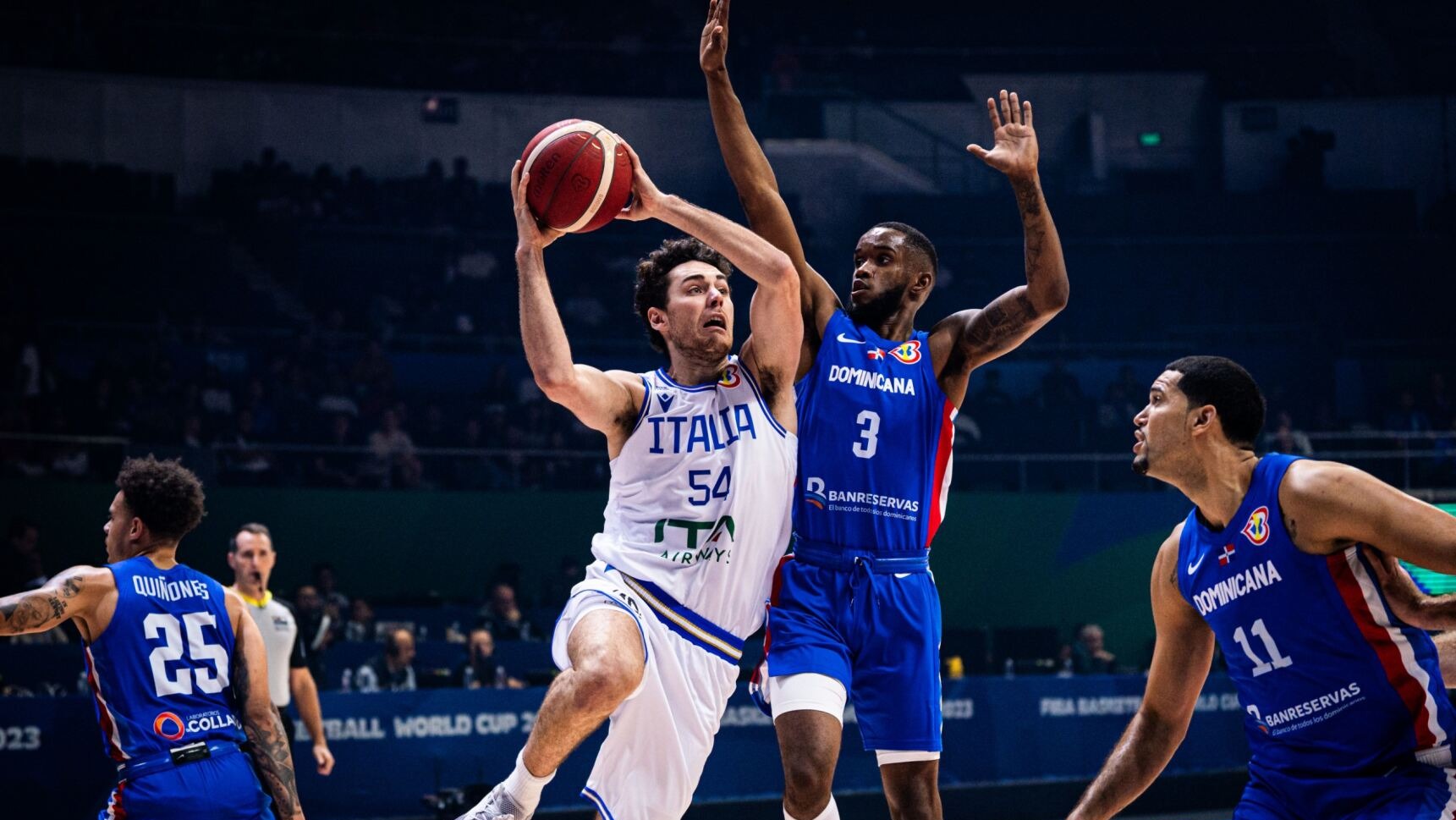 Dominican Republic vs Italy in 2023 FIBA World Cup
