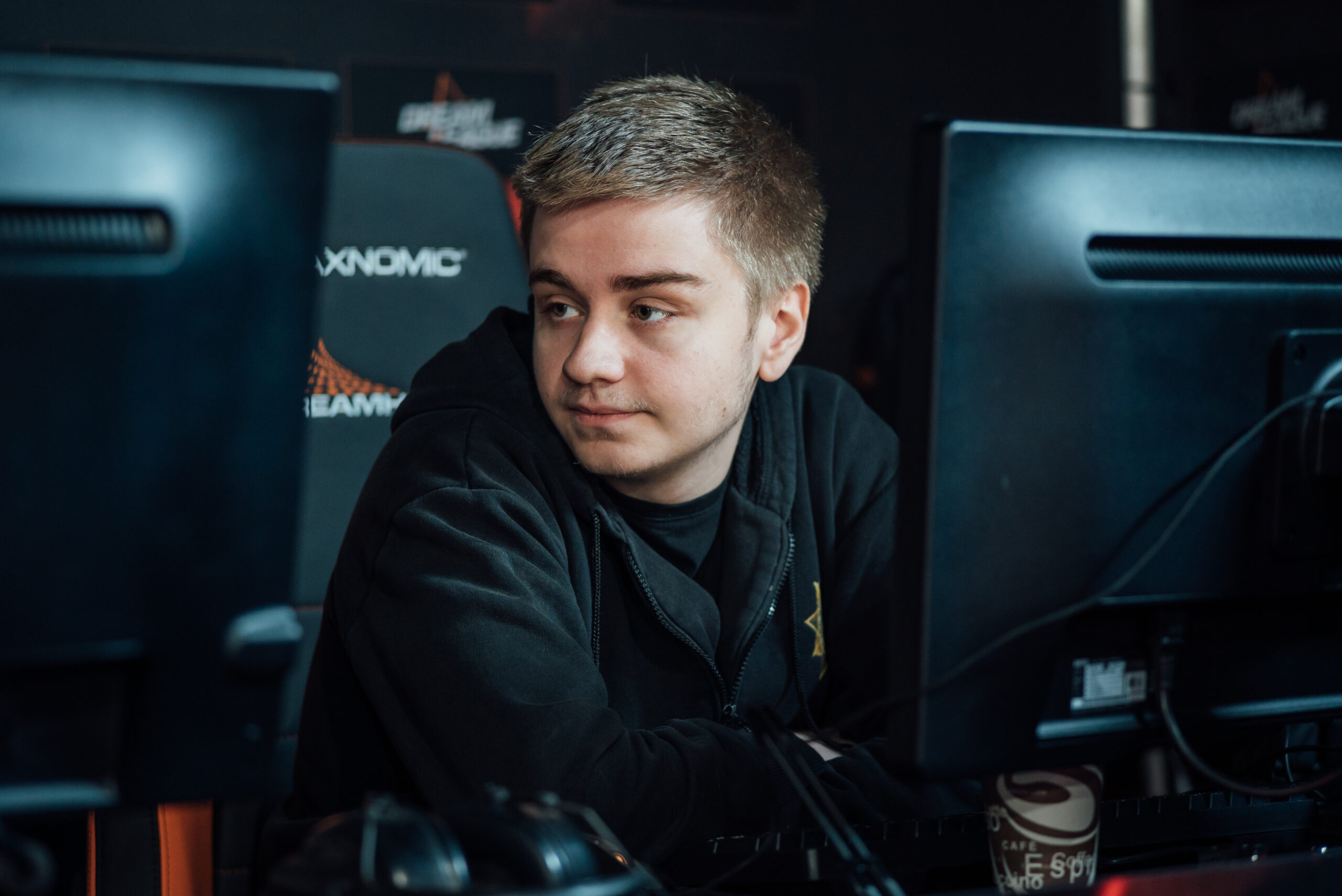 27111589556_674efb5712_o - the game Who are the 5 Highest Earning Dota 2 Pro Players