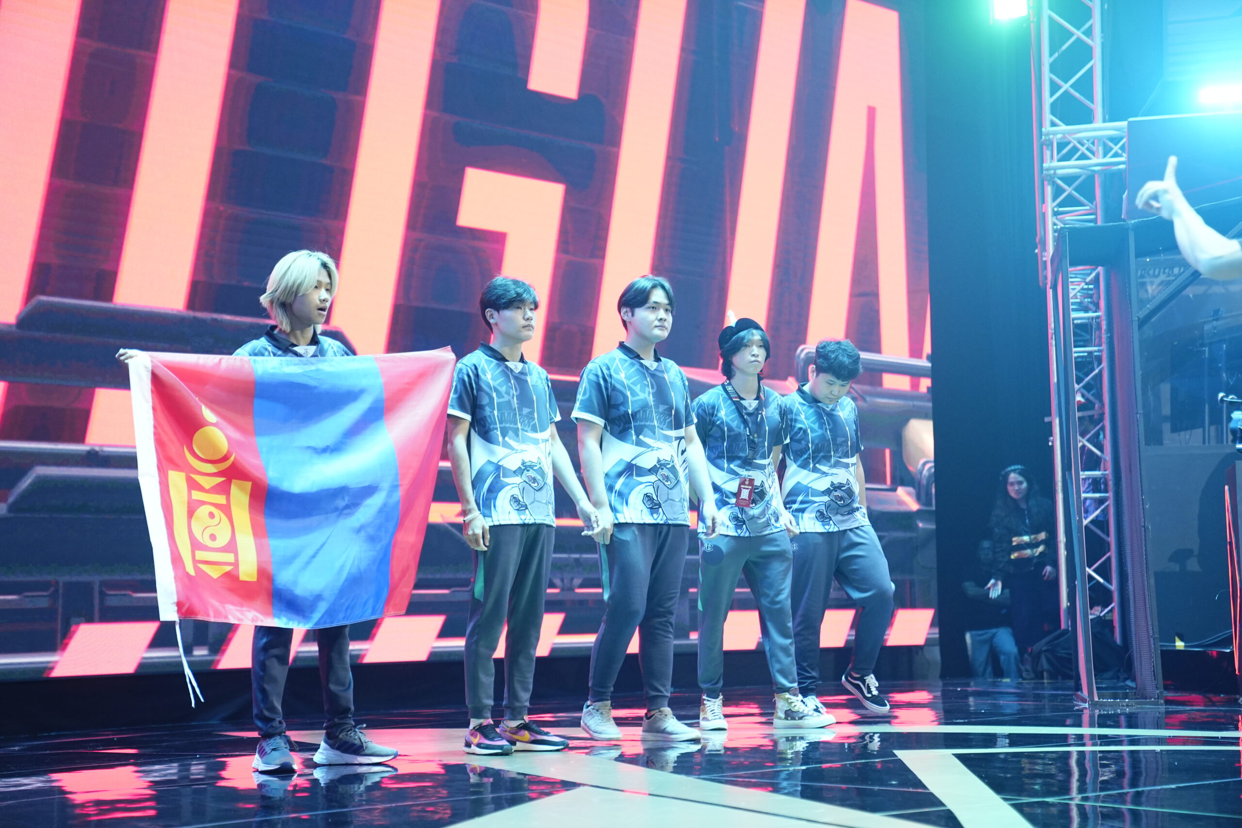 Team Lilgun’s Coach zMitch on the Challenges of Coaching in a Developing Region