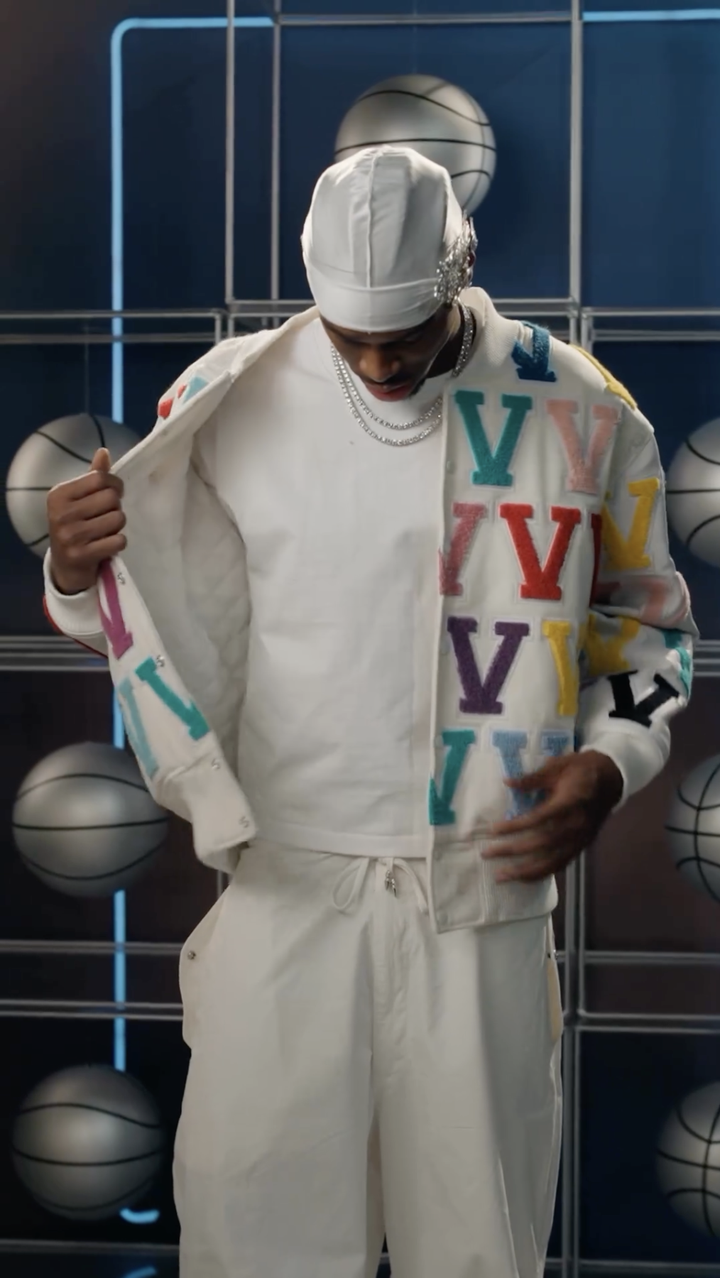 Screenshot-2024-02-19-at-13. 35. 44 - the game NBA All-Star Game Outfits: Shai Gilgeous-Alexander