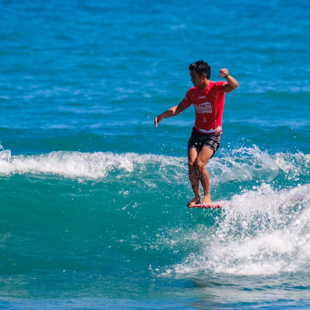 Surfing in the Philippines: Baler