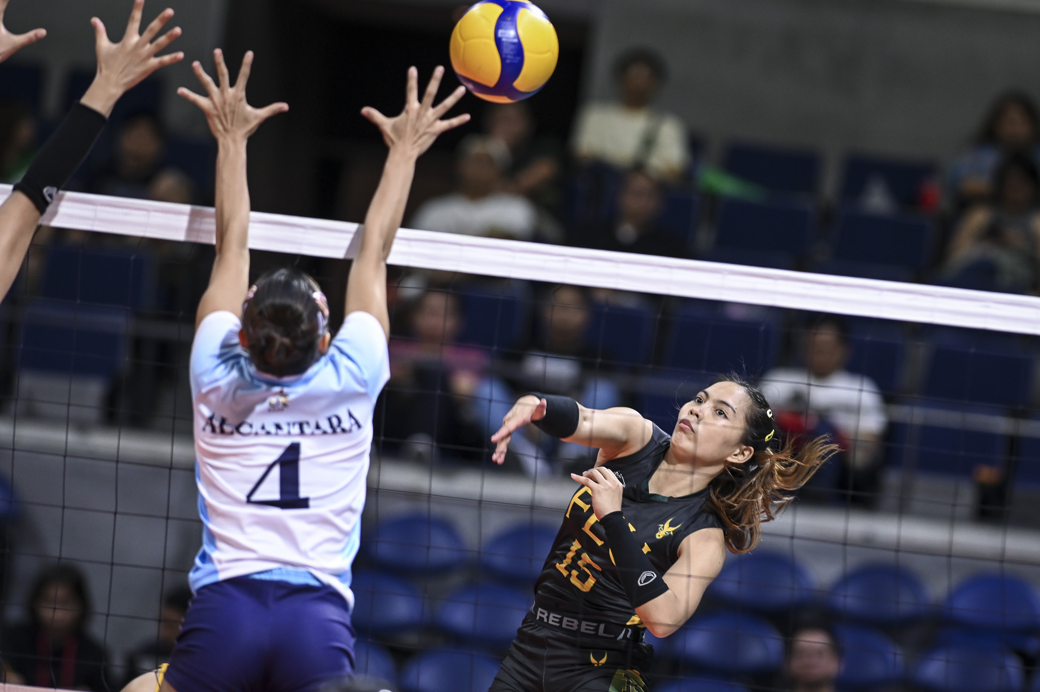 UAAP Season 86 Volleyball: Gerzel Petallo