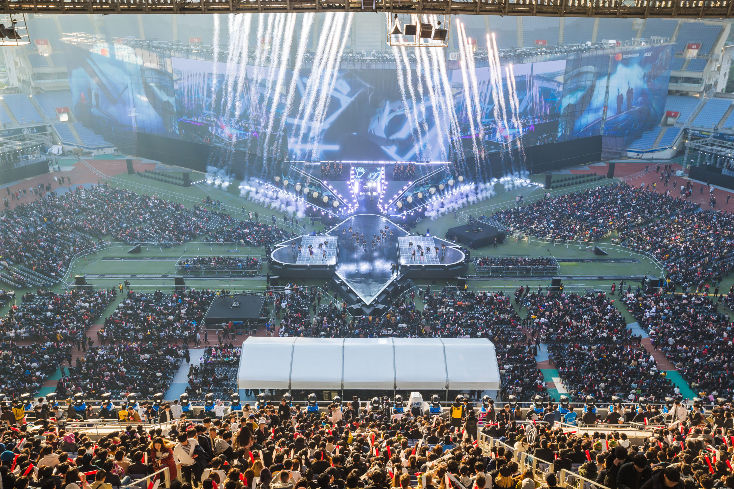 2018 world championship: finals - the game 5 Esports Venues That Really Brought the Hype