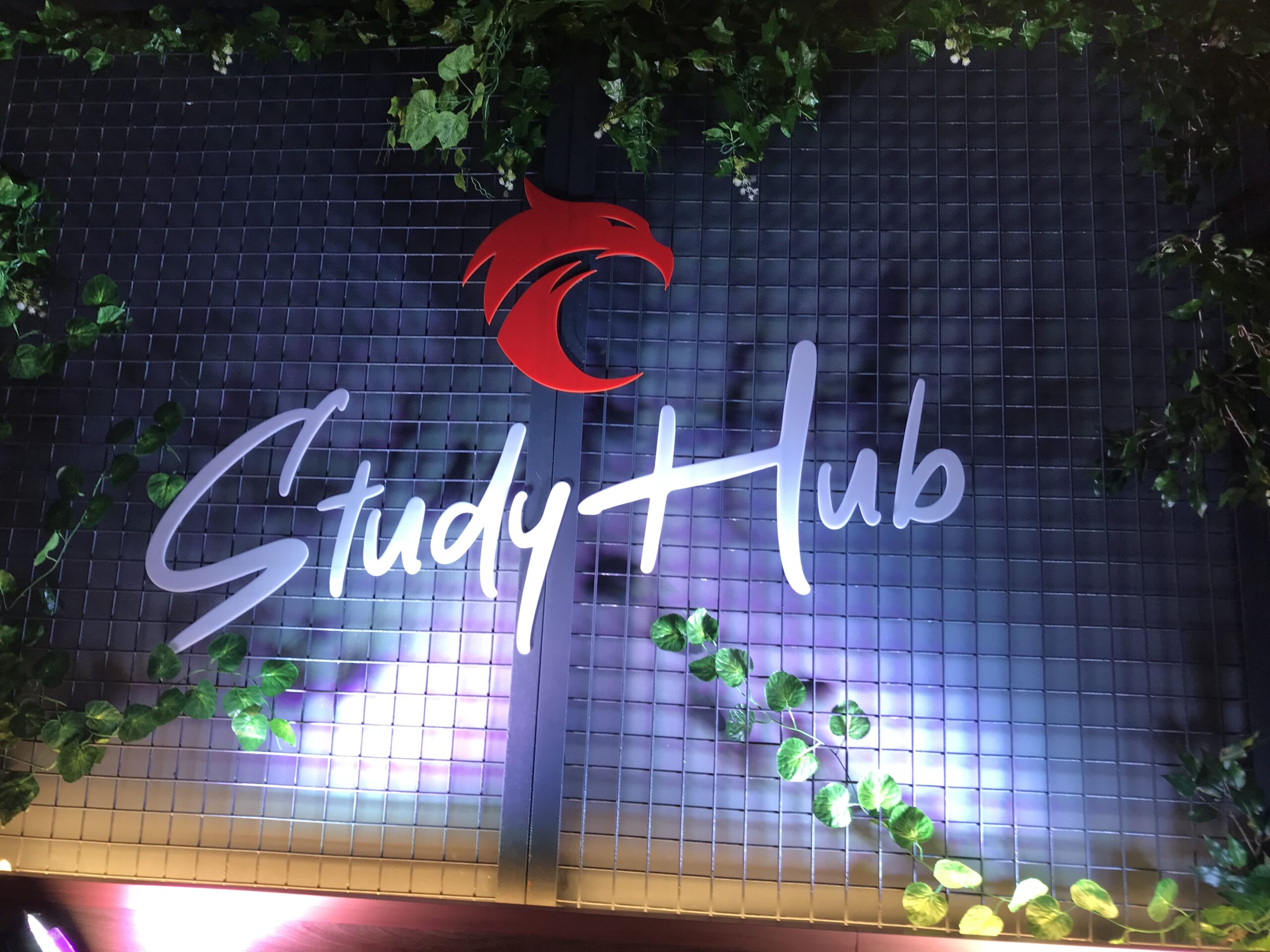 59346629-d4dd-4a59-b528-9abbcc5bf734 - the game This Net Cafe is Looking to Bridge the Gap Between Study and Play