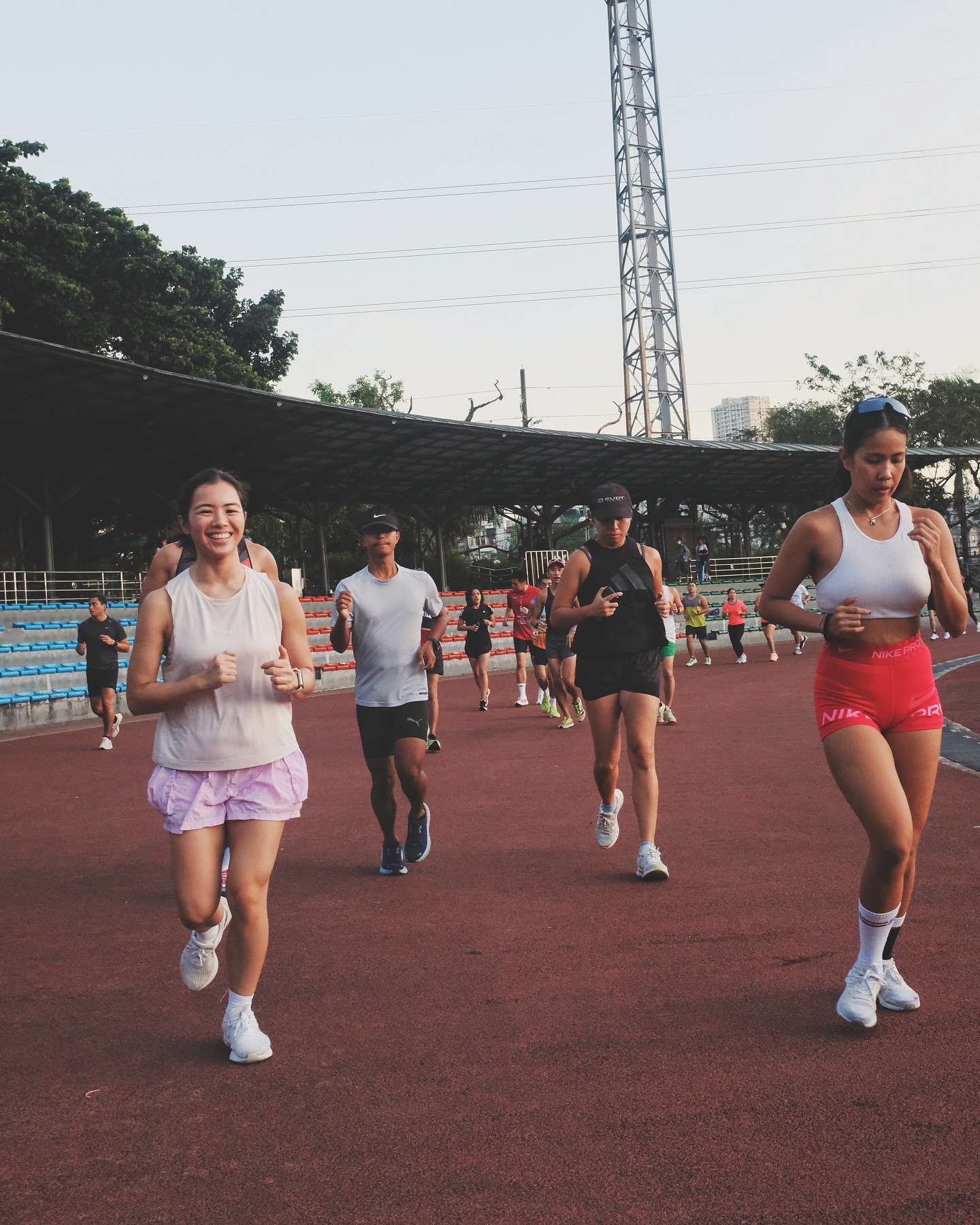 Rrc - the game running clubs Metro Manila: Rockwell Running Club