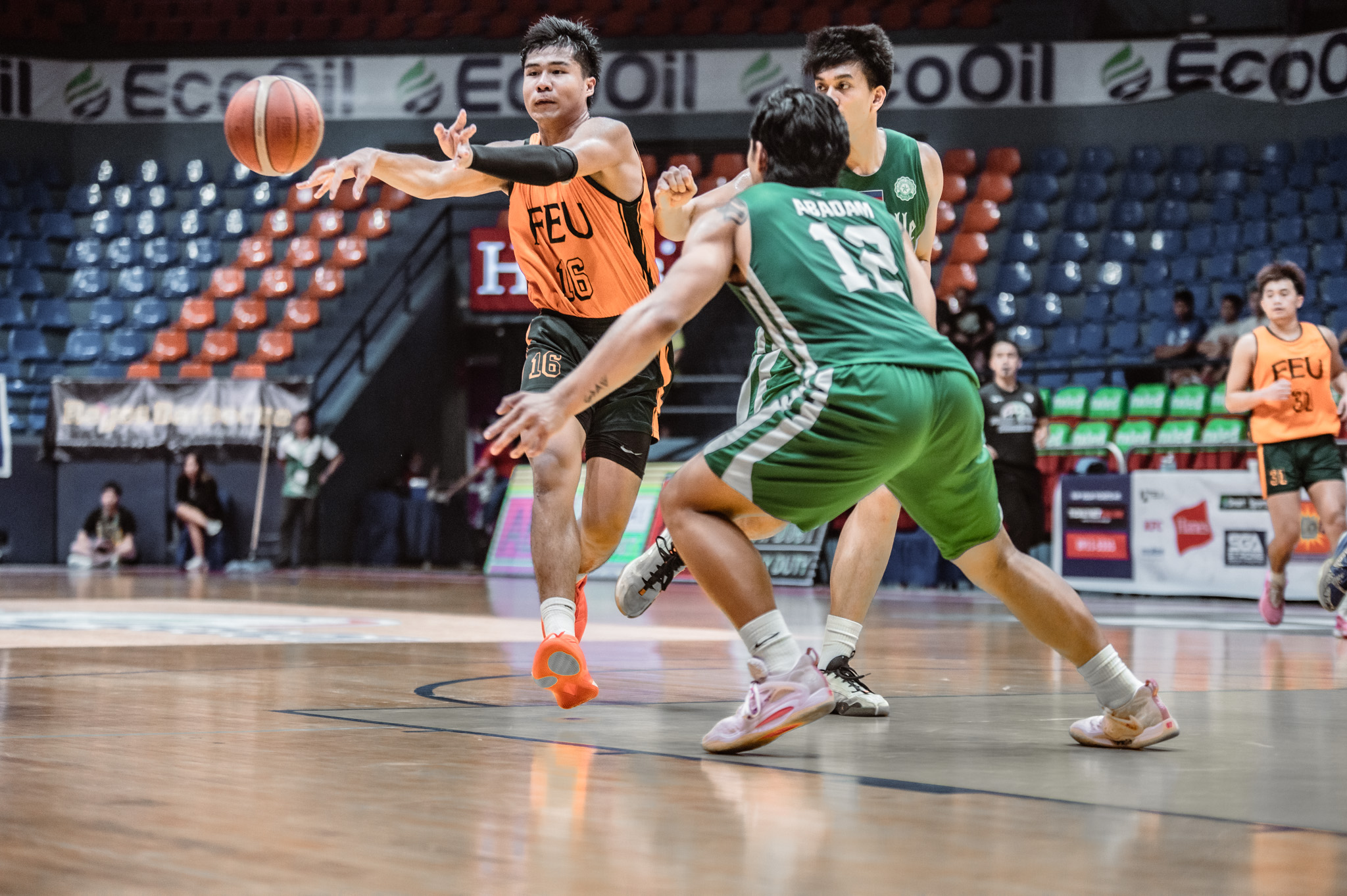 FEU's Veejay Pre