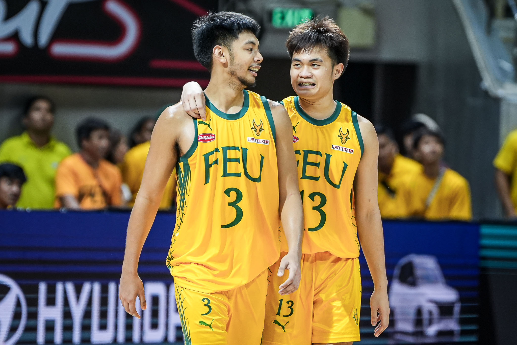 FEU's Jorick Bautista and Janrey Pasaol