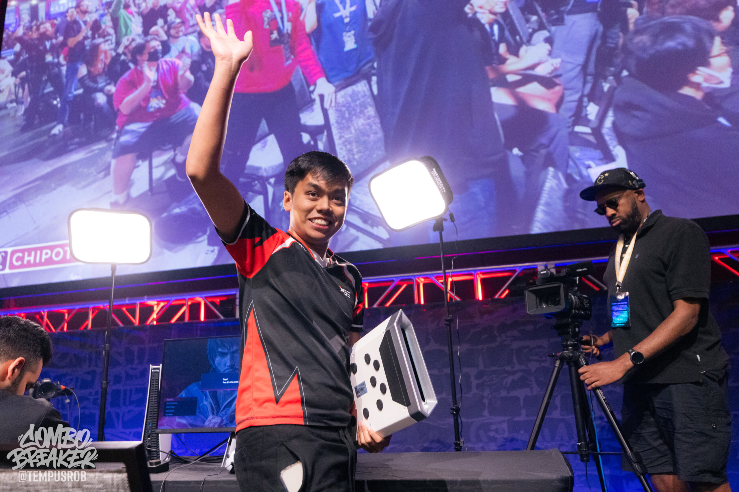 AK Talks About Balancing Esports and His Studies