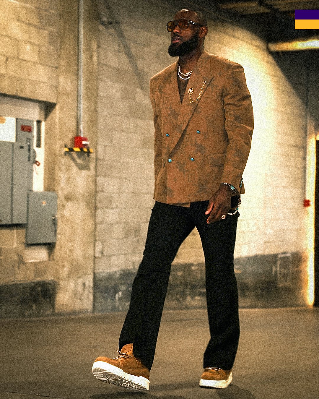 Gah2ijkbeaikvsm - the game NBA Tunnel Vision Outfits 2024-25 season: LeBron James
