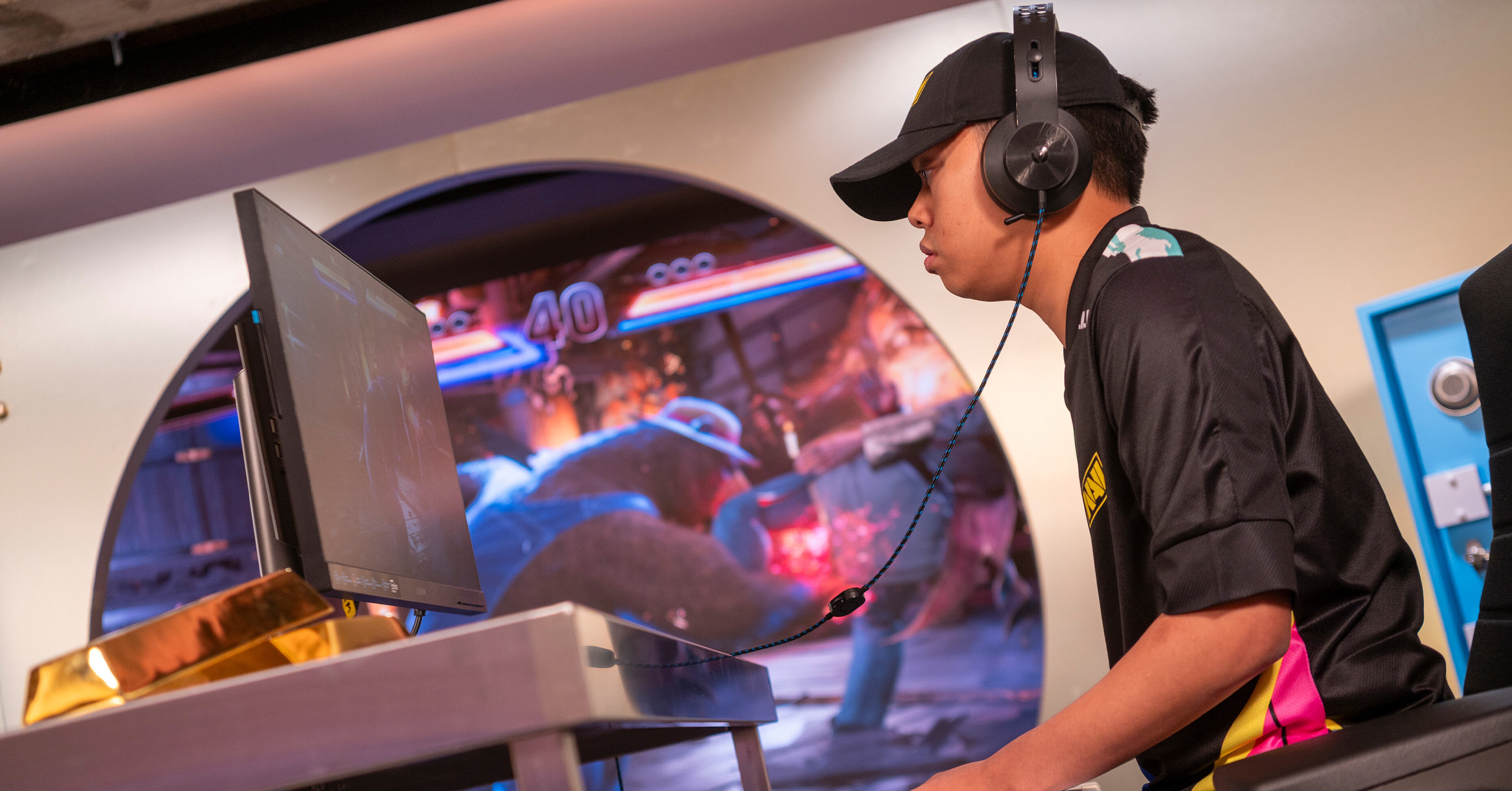 AK Talks About Balancing Esports and His Studies
