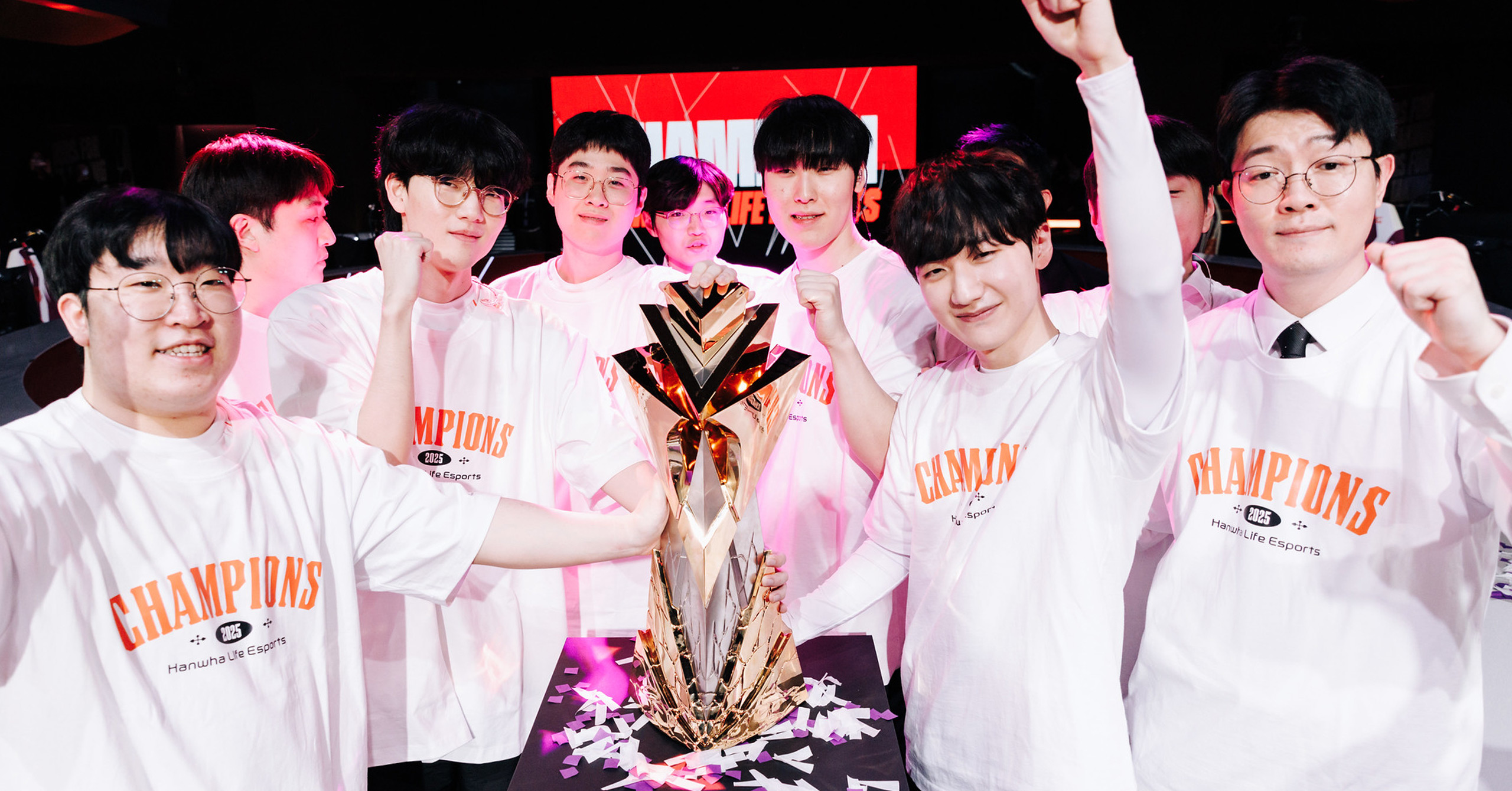 LoL Esports Goes All In for Fearless Draft as HLE Become the First Stand Champions