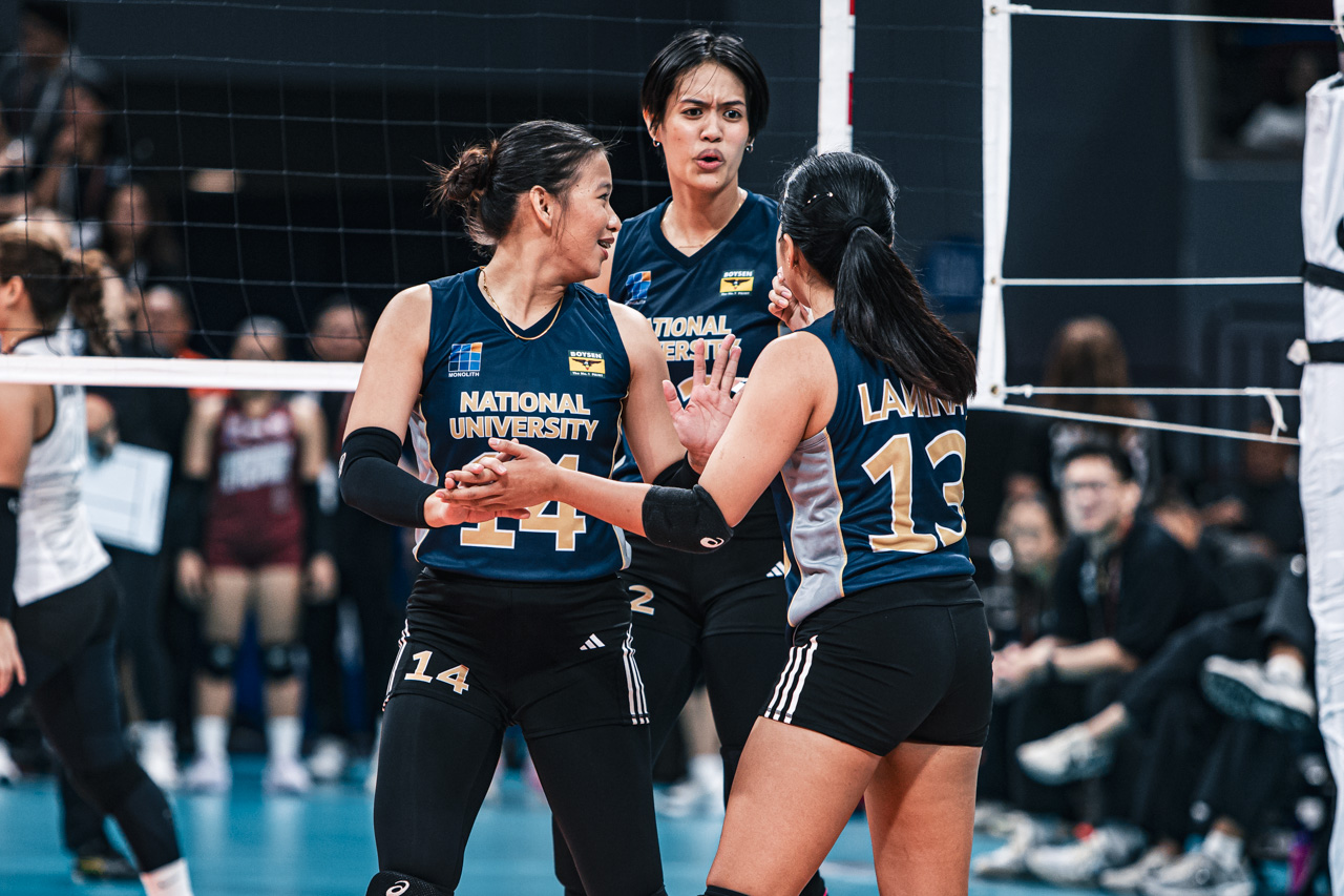 Uaap 87 wvb nu vs up- nu grp 1 - the game Alyssa Solomon with longtime NU teammates Erin Pangilinan and Lams Lamina.
