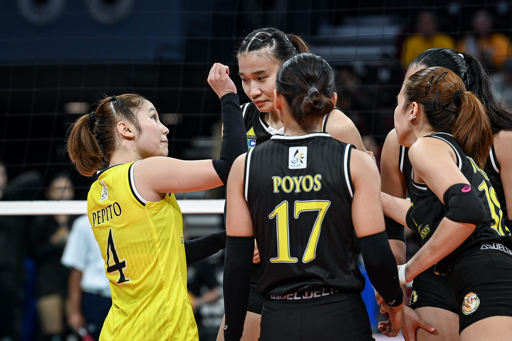 Marga Altea receiving guidance from UST captain Detdet Pepito