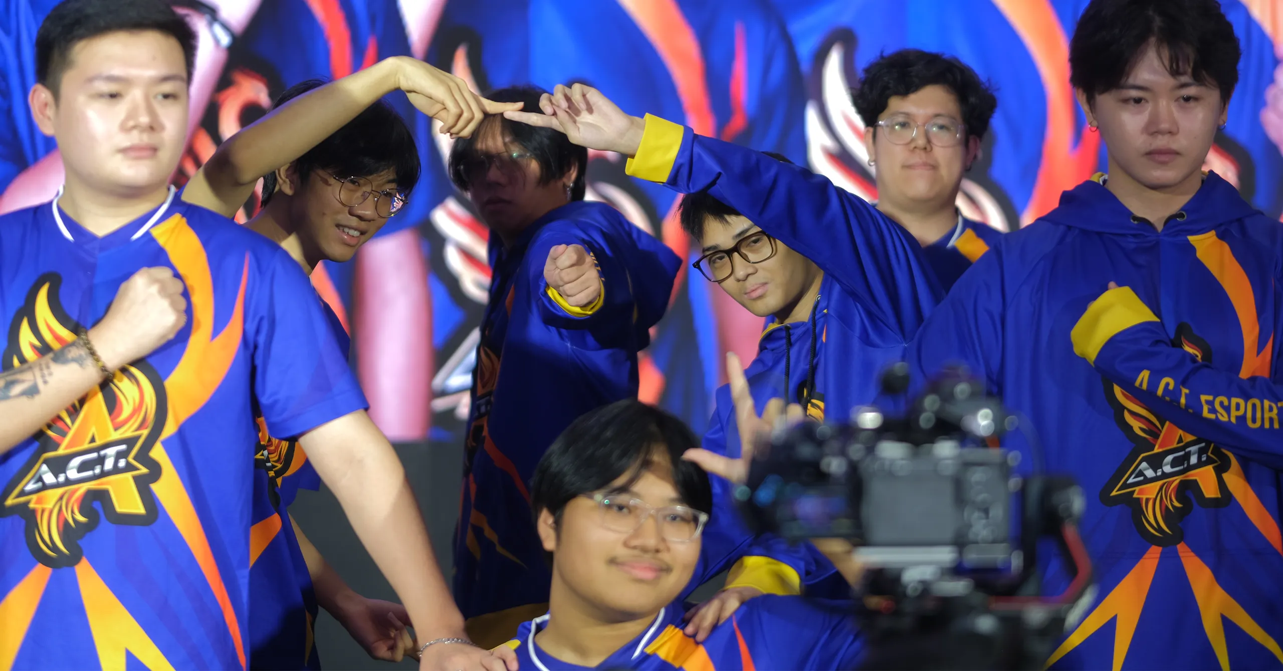 A Few Quick Words with ACT Esports’ Ormson and Flukeyo