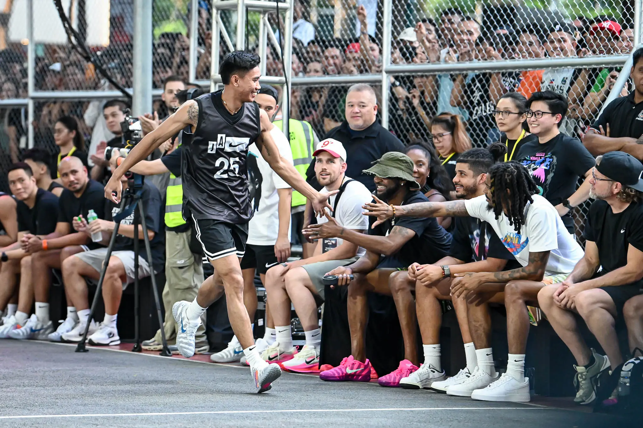 Dcim-20 1 - the game Ja Morant gives a high-five to Rhenz Abando during his visit to Manila