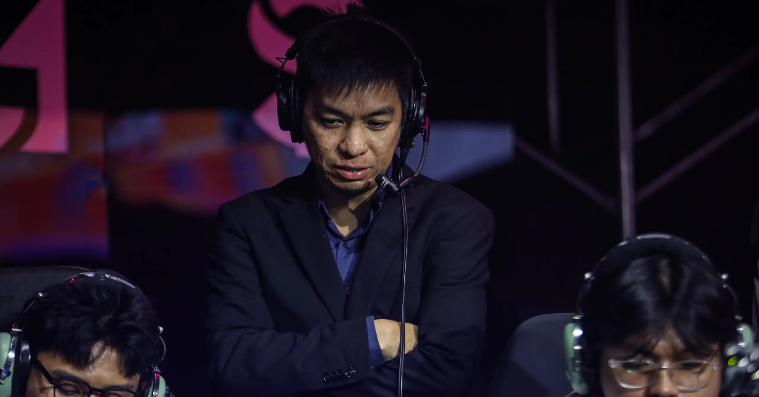Twisted Minds’ Coach BON CHAN Sees His Team’s Potential at the MPL PH S16 Playoffs