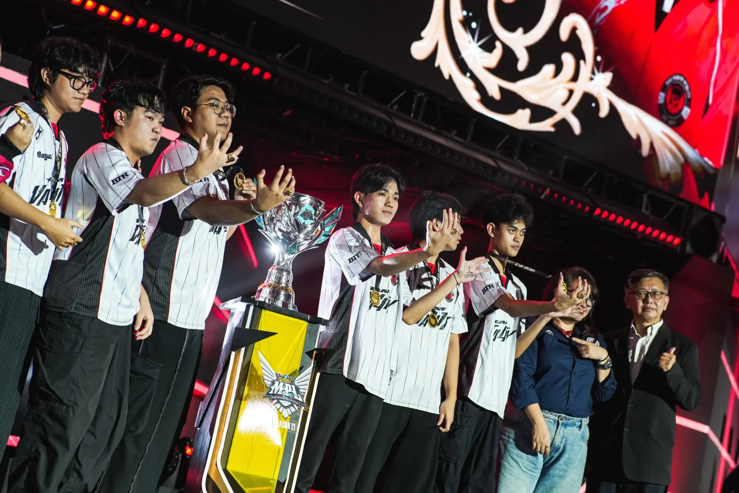 The Kingslayers: Bigetron are the MPL ID Season 17 Champions