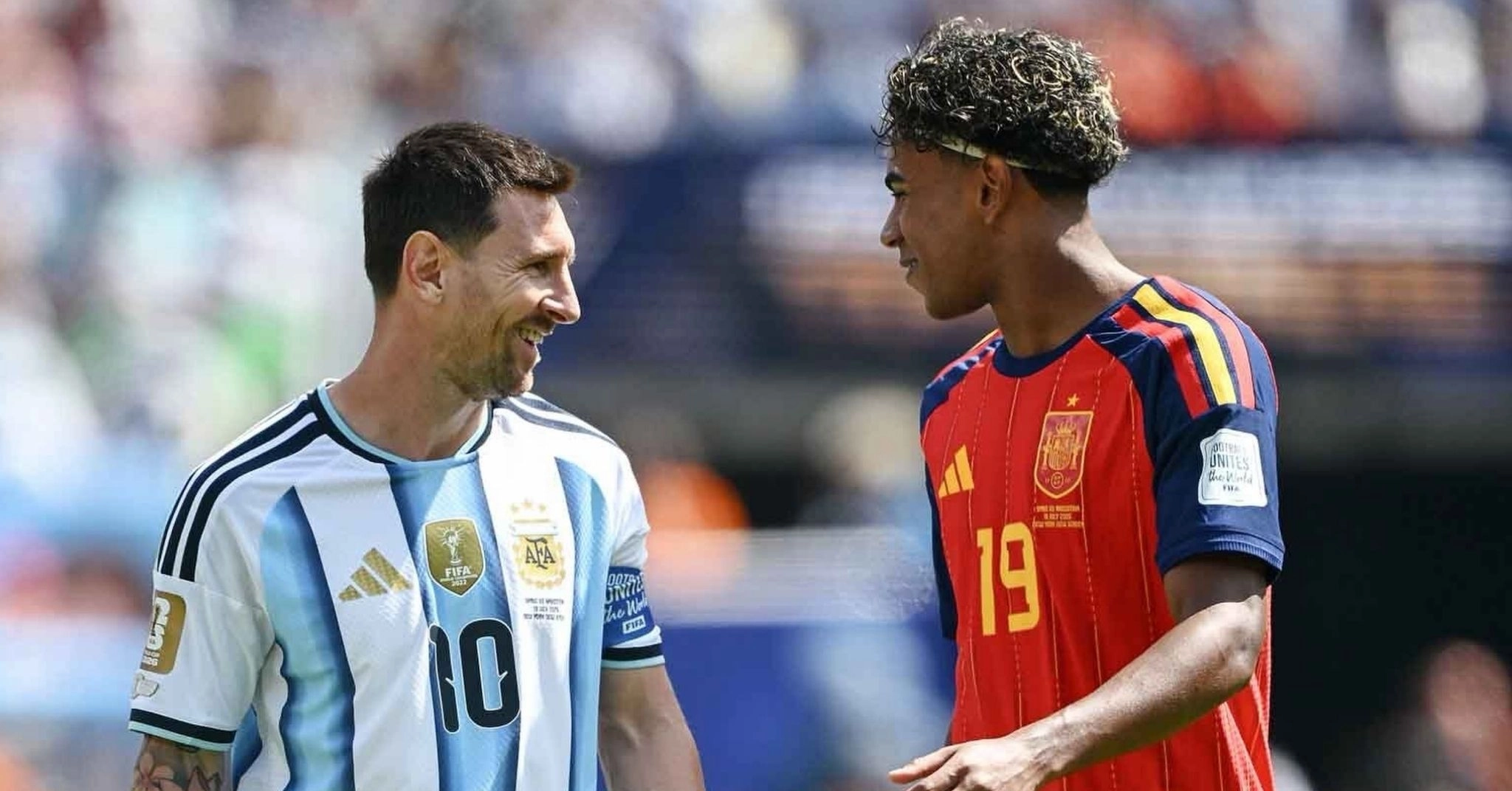Lionel Messi and Lamine Yamal